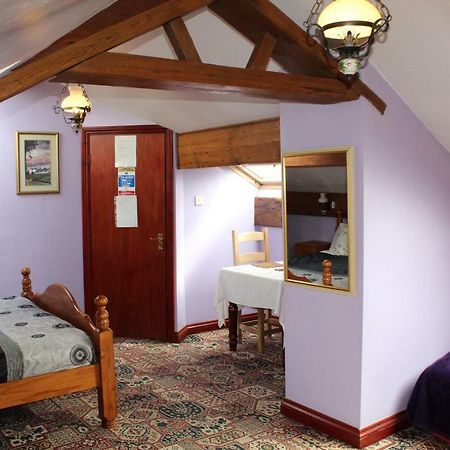 Peakdale Lodge Glossop Exterior foto